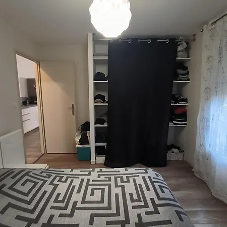 Maison *